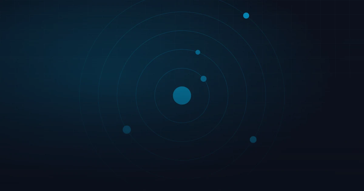 Órbitas concéntricas con un nodo central y satélites en cian sobre fondo oscuro, evocando agentes que giran alrededor de los datos